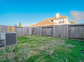 2827 Silver Charm, Houston TX 77014