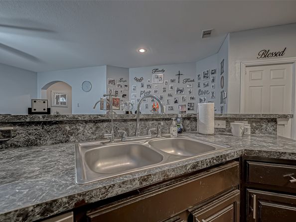 2827 Silver Charm, Houston TX 77014