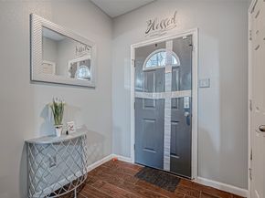 2827 Silver Charm, Houston TX 77014