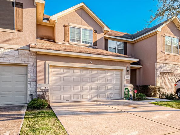 2827 Silver Charm, Houston TX 77014