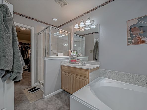 2827 Silver Charm, Houston TX 77014