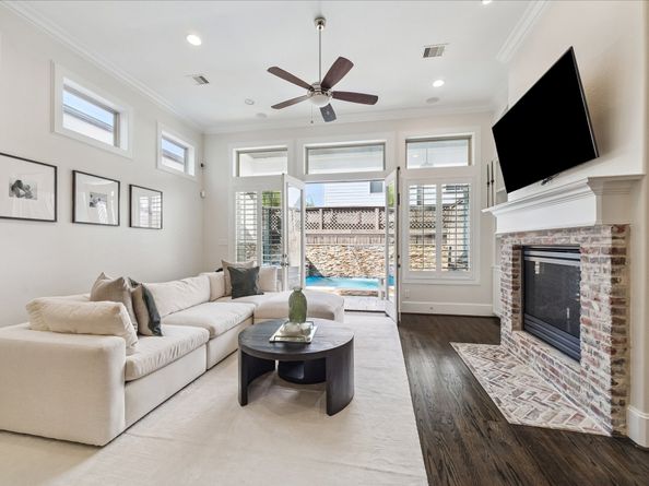 6114 Maxie Street B, Houston TX 77007