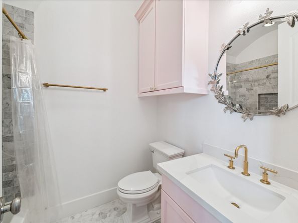 6114 Maxie Street B, Houston TX 77007