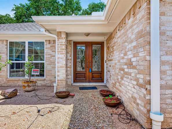 1518 Locke Lane, Sugar Land TX 77478