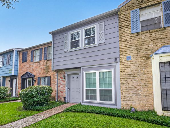 8355 Nairn St, Houston TX 77074