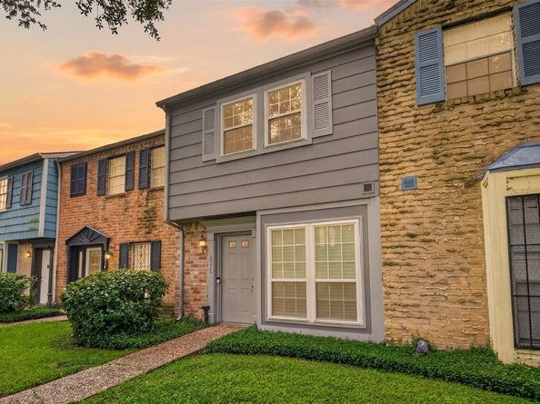 8355 Nairn St, Houston TX 77074