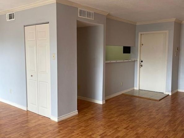 2820 S Bartell Drive 24, Houston TX 77054