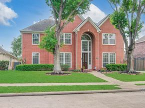 12427 Shadycrest Drive, Houston TX 77082