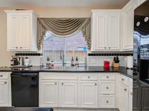 12427 Shadycrest Drive, Houston TX 77082