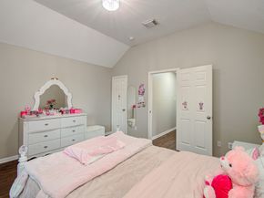 12427 Shadycrest Drive, Houston TX 77082