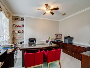 12427 Shadycrest Drive, Houston TX 77082
