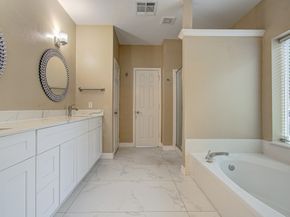 12427 Shadycrest Drive, Houston TX 77082
