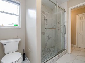 12427 Shadycrest Drive, Houston TX 77082