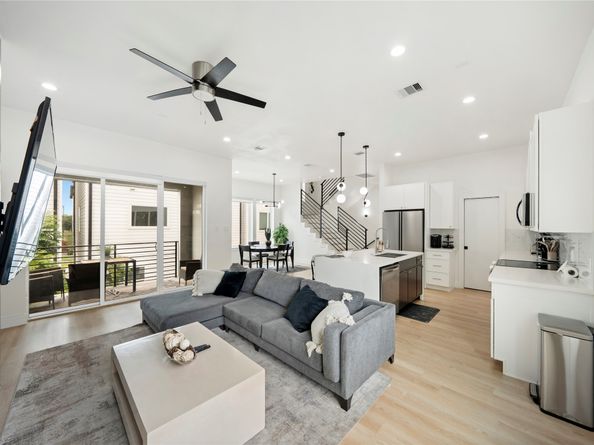 3010 Delano Street, Houston TX 77004