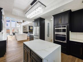 13 Queen Mary Court, Sugar Land TX 77479