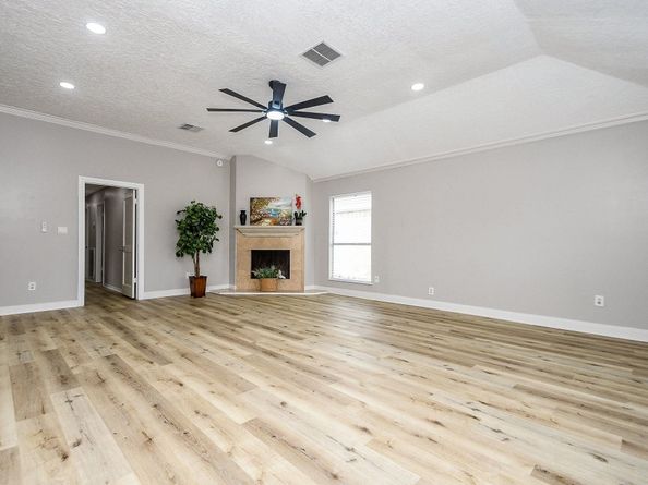 13507 Dripping Springs Drive, Houston TX 77083
