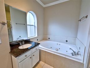 5411 Kansas Street, Houston TX 77007