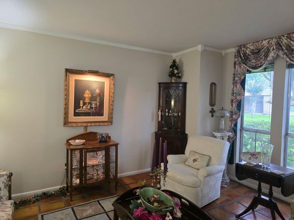 6415 Creekbend Drive 107, Houston TX 77096