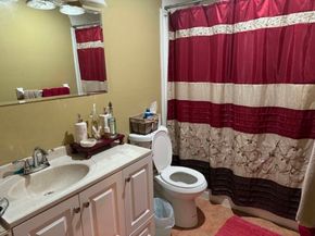 5200 Arboles Drive 2, Houston TX 77035