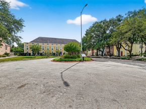 5200 Arboles Drive 2, Houston TX 77035