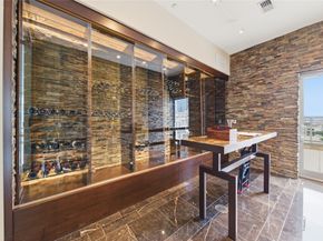 2727 Kirby Drive 16C, Houston TX 77098
