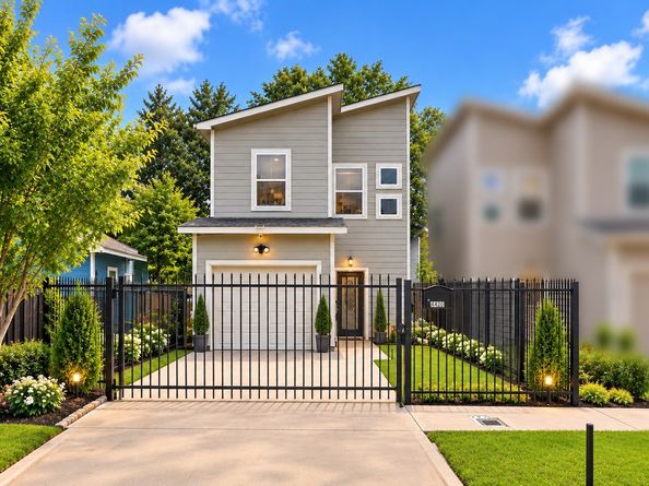 4420 Elmwood Street, Houston TX 77051