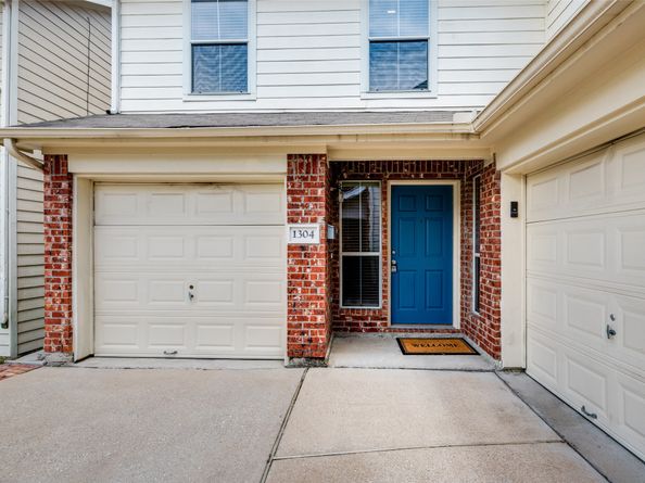 1304 Robin Street, Houston TX 77019