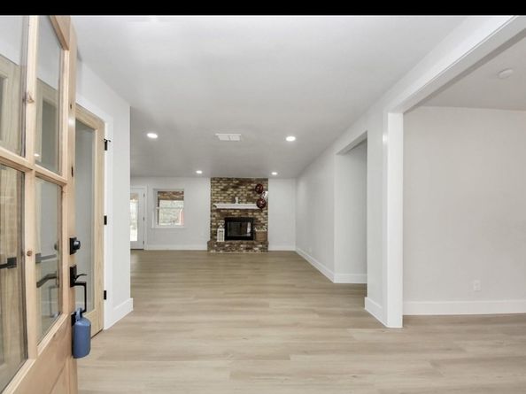 26206 Maplewood Drive, Spring TX 77386