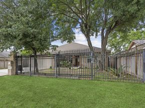631 Apache Street, Houston TX 77022
