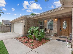 631 Apache Street, Houston TX 77022