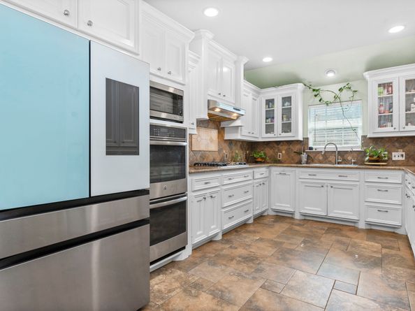 631 Apache Street, Houston TX 77022