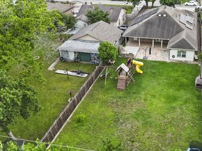 631 Apache Street, Houston TX 77022