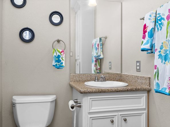 631 Apache Street, Houston TX 77022