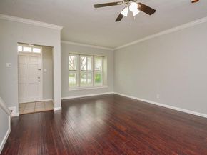 3809 Wakeforest Street, Houston TX 77098