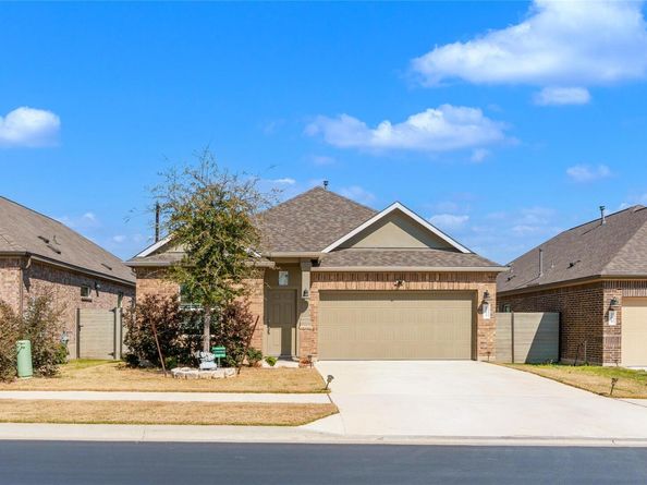 212 Flint Mountain RD, Georgetown TX 78628