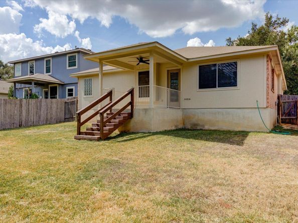 2702 Greenlee DR, Leander TX 78641