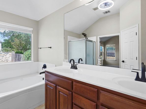 1129 Wigwam, Leander TX 78641