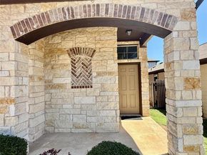 907 Sleepy Dell LN, Austin TX 78748