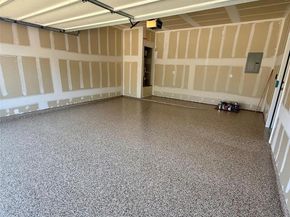 907 Sleepy Dell LN, Austin TX 78748