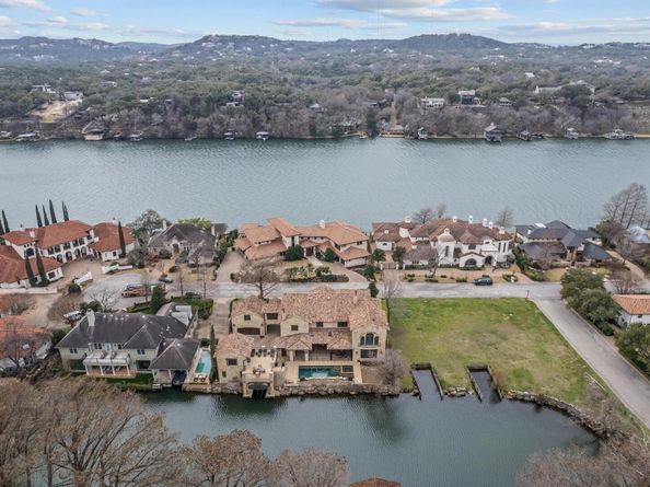 4407 Island CV, Austin TX 78731