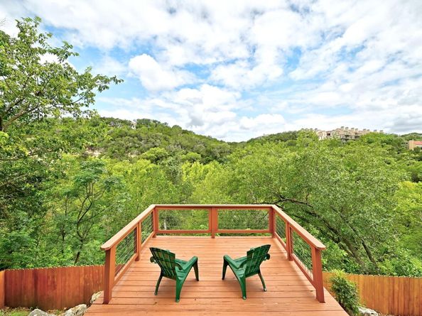 2500 Forest Bend DR, Austin TX 78704