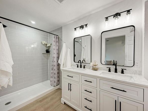 5106 Regency DR, Austin TX 78724