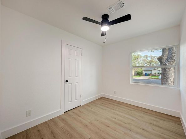 5106 Regency DR, Austin TX 78724