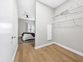 2505 Thornton RD 2211, Austin TX 78704