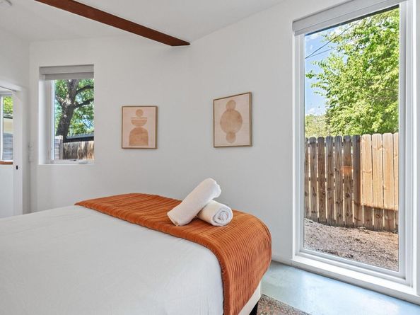 5507 Duval ST B, Austin TX 78751