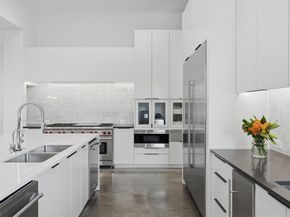 4220 Verano DR, Austin TX 78735