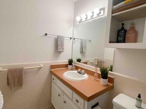 2404 Longview ST 204, Austin TX 78705