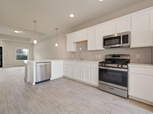 2117 Local Rebel LOOP, Leander TX 78641