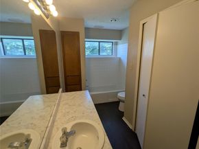 1204 Greenbriar LOOP, Round Rock TX 78664