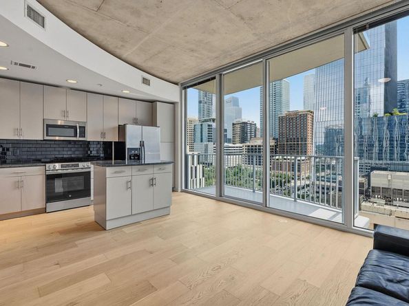 360 Nueces ST 1303, Austin TX 78701